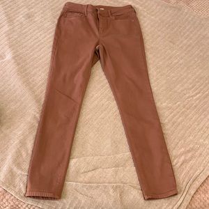 Old Navy women’s Rockstar super skinny Mid rise size 8